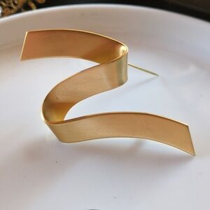 Vintage Monet zigzag Matte‎ brooch
